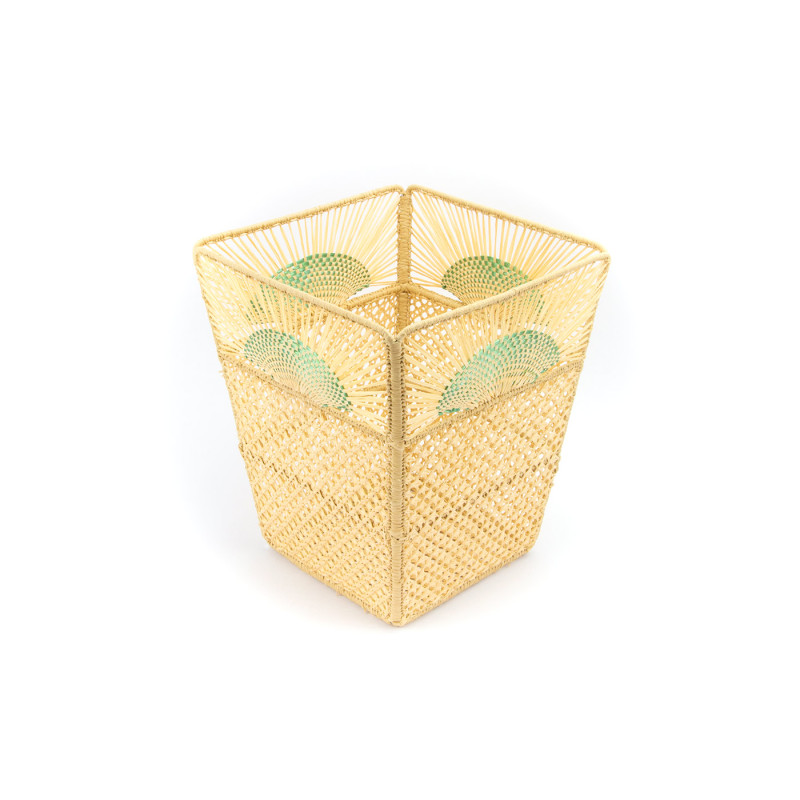 Square raffia table vase hand fan design