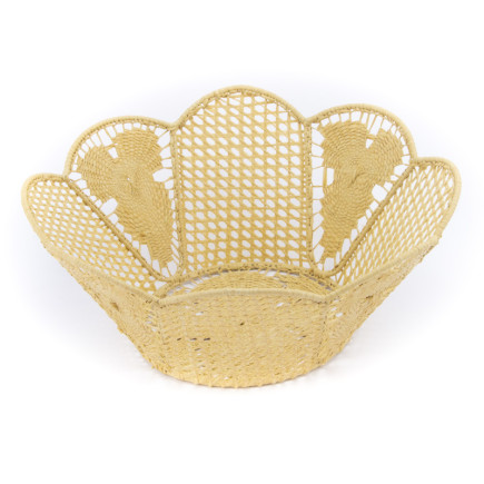 Medium round raffia basket